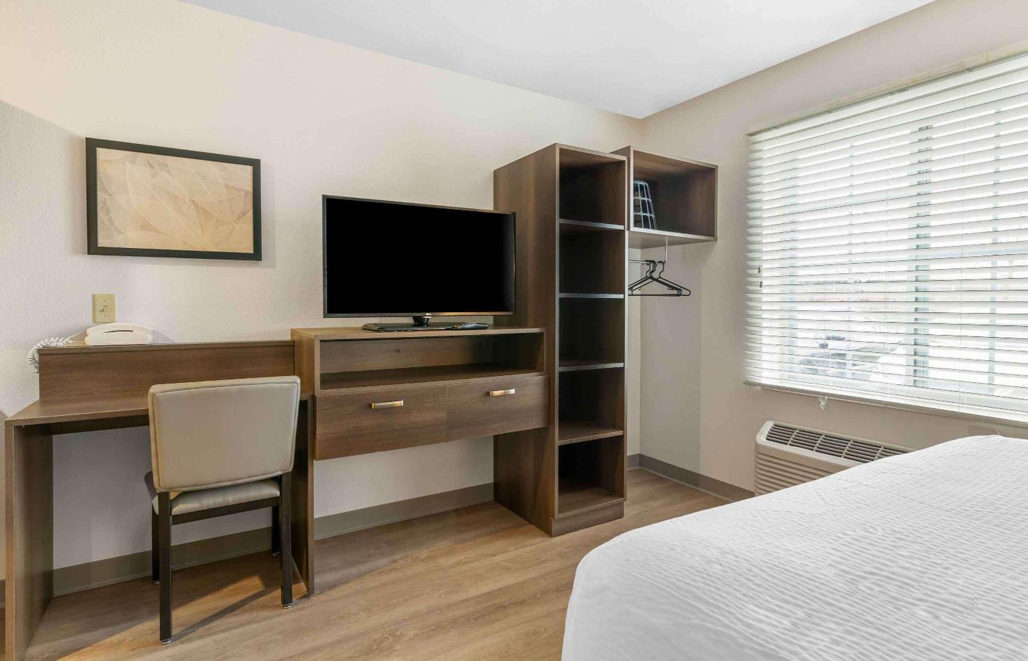Extended Stay America Select Suites - Louisville - Airport Extérieur photo